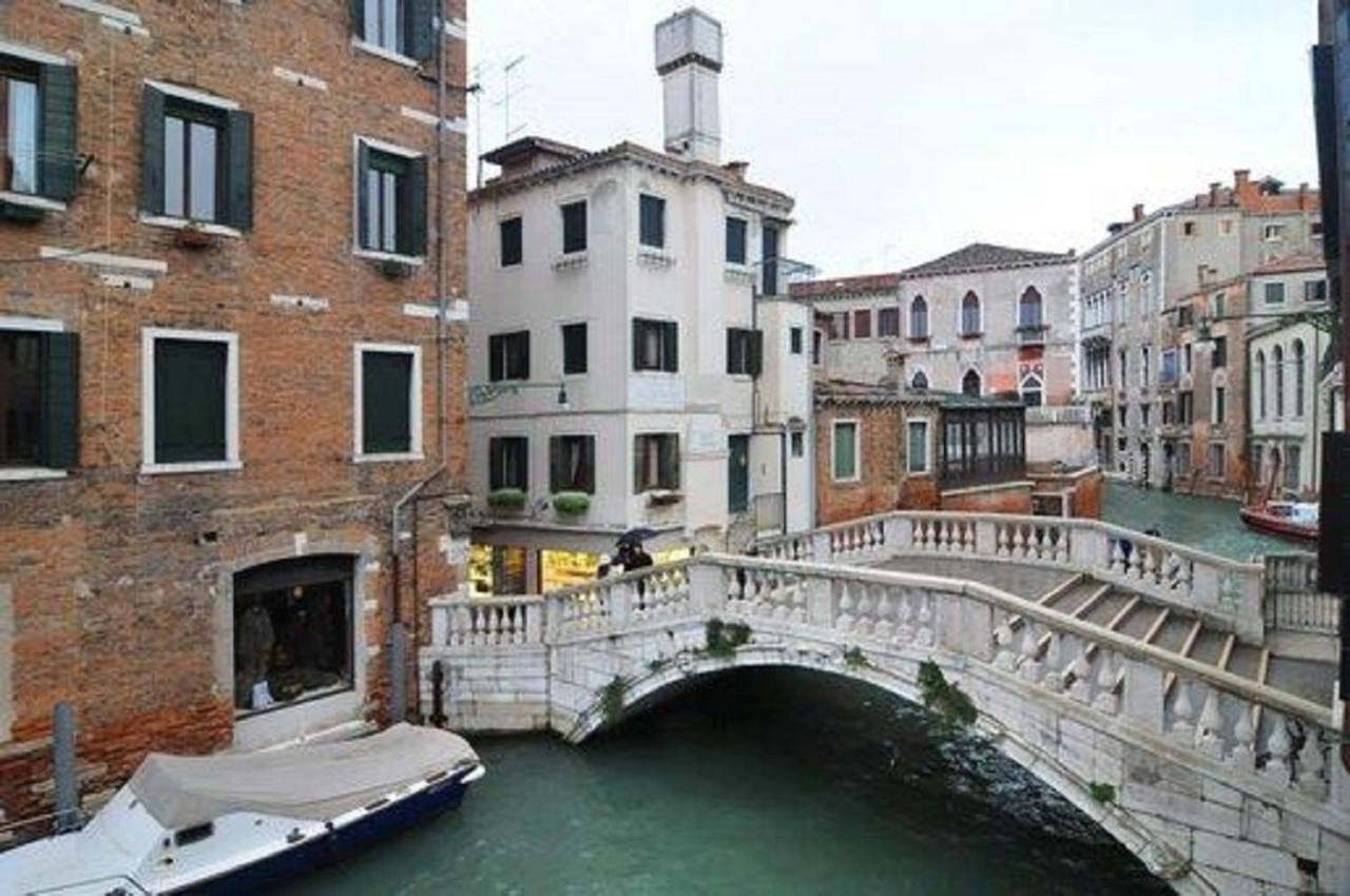 Ca' Dei Nomboli Canal View * Venise